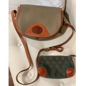 Vintage Dooney Bourke Tan Leather Crossbody Bag